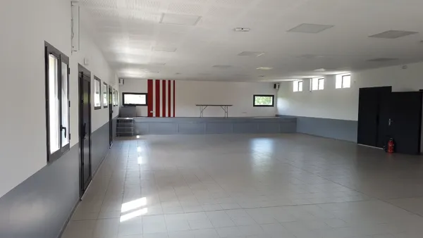 Salle des fêtes / Salle socioculturelle de Vimenet, Office de Tourisme des Causses à l'Aubrac