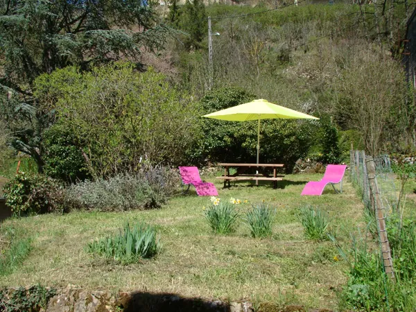 Jardin gîte de Montredon