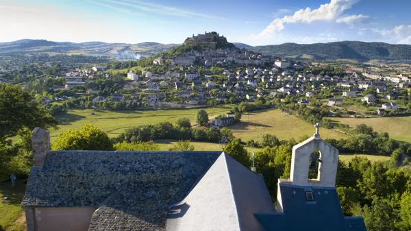 Le Château de Sévérac depuis la Chapelle Notre-Dame de Lorette, ©Florent Deltort Photographe