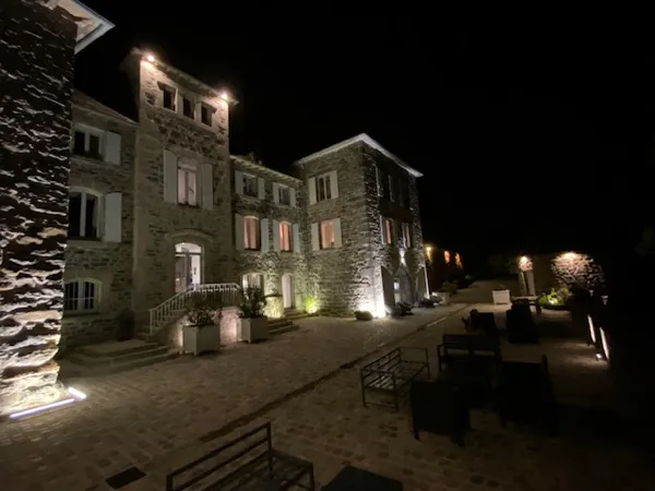 La terrasse, Nadège De LACHOMETTE - CECILLE