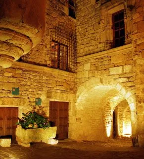 Maison des Consuls (groupe), OFFICE DE TOURISME DE SEVERAC LE CHATEAU