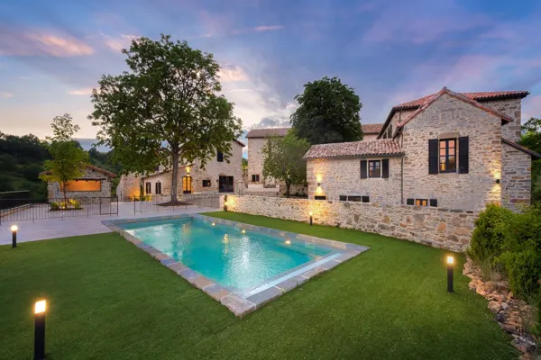 Le Domaine de Baldassé, OFFICE DE TOURISME PAYS DU ROQUEFORT