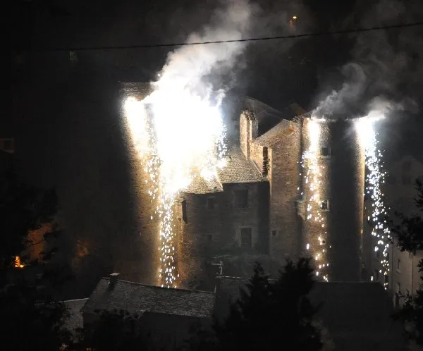 Château de Coupiac embrasement, Didier PANIS