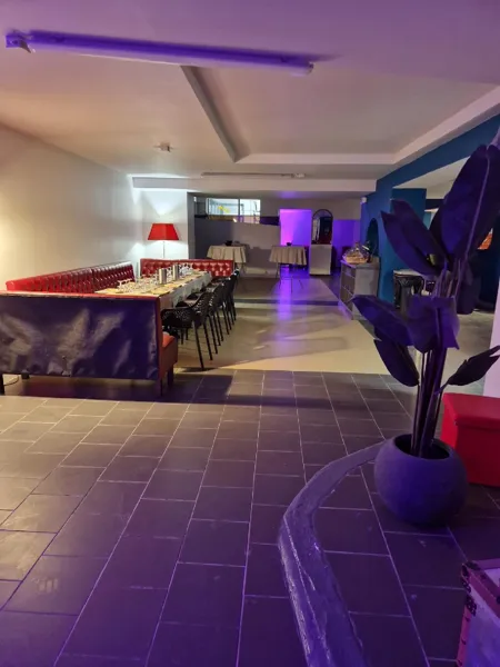 Les Halles du Majestic, LES HALLES DU MAJESTIC