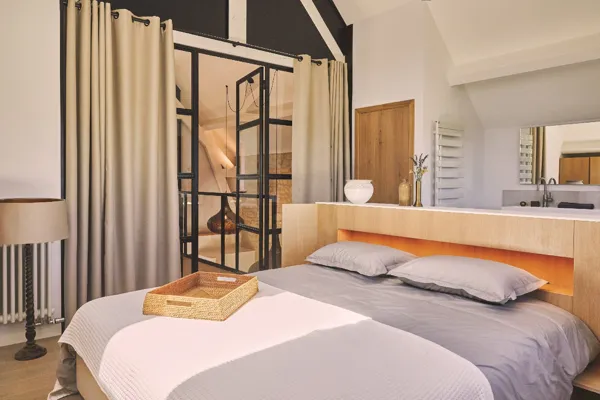 Les Maisons d'En Face : L'Elégante (Groupe), Les Maisons d'En Face