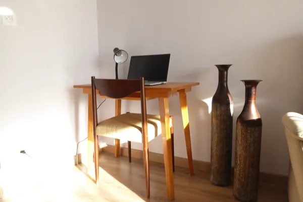 Espace bureau: possibilité de télétravail