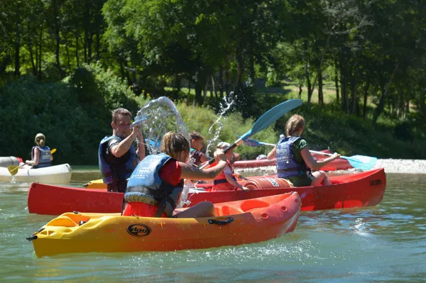 jeux d'eau entre amis, 