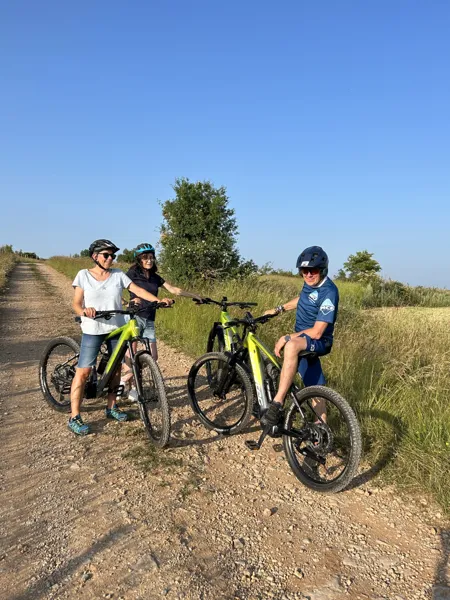 O'Bike - Randonnées Vélos électriques accompagnées