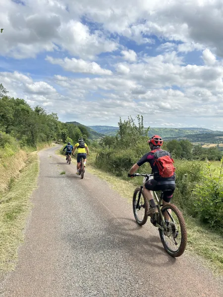 , O'Bike - Randonnées Vélos électriques accompagnée