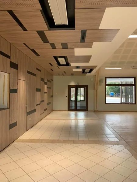 Salle des fêtes de St Saturnin, Office de Tourisme des Causses à l'Aubrac