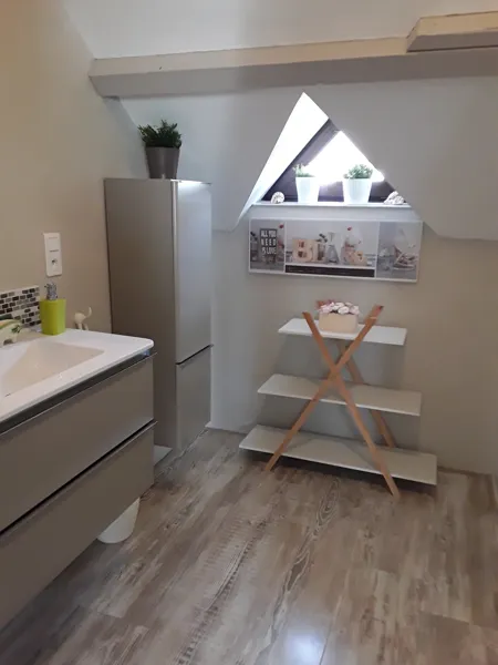 Salle de bain, Mme DUMONT