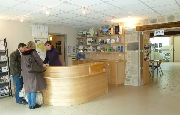 Office de Tourisme Terres d'Aveyron - Bureau d'Information Touristique d'Entraygues, OFFICE DE TOURISME DU CANTON D'ENTRAYGUES SUR TRUYERE