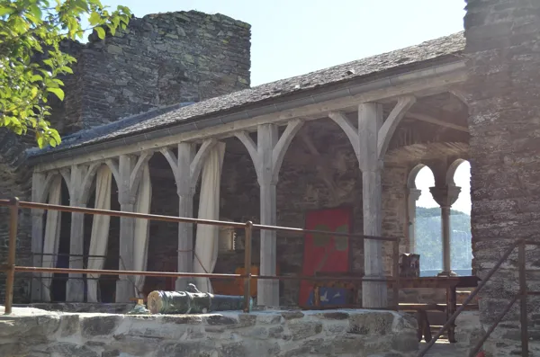 Galerie au Château de Valon, OFFICE DE TOURISME DU CANTON DE MUR DE BARREZ