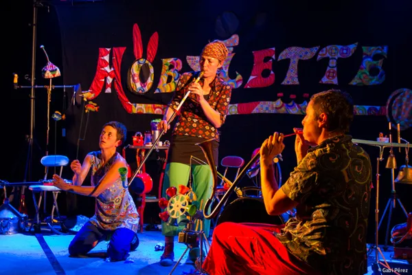 Cie LE PLUS PETIT ESPACE POSSIBLE