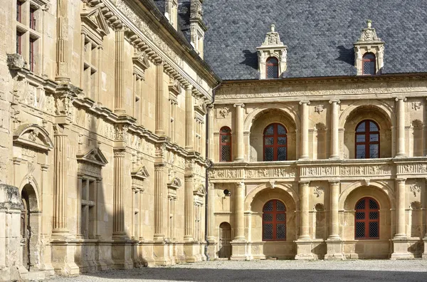 CHATEAU DE BOURNAZEL