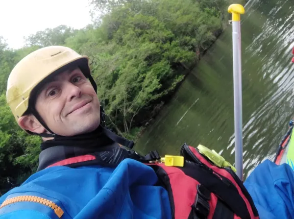 Packrafting dans les rapides des gorges du Lot