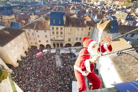 Noël à Villefranche : descente du Père Noël