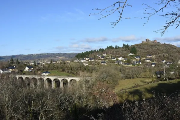 La butte de Calmont-d'Olt
