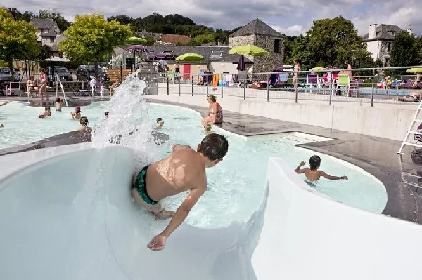 Piscine municipale de Brommat
