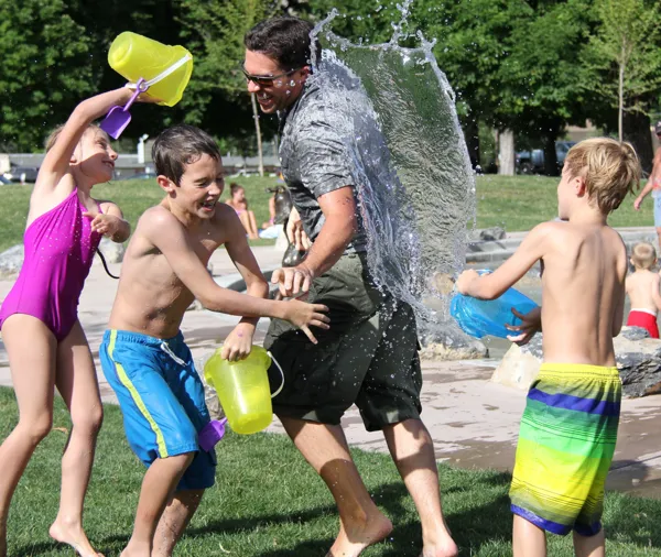 Atelier parents-enfants : jeux d'eau