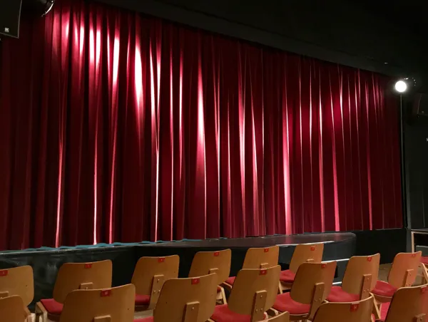 Théâtre « La jurassienne de réparation »