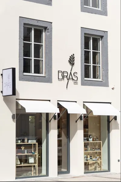 Boutique Bras, Hôtel Bras