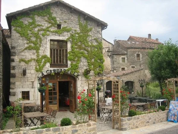 Auberge La Cardabelle (Ste-Eulalie de Cernon), OFFICE DE TOURISME LARZAC TEMPLIER CAUSSES ET VALLEES