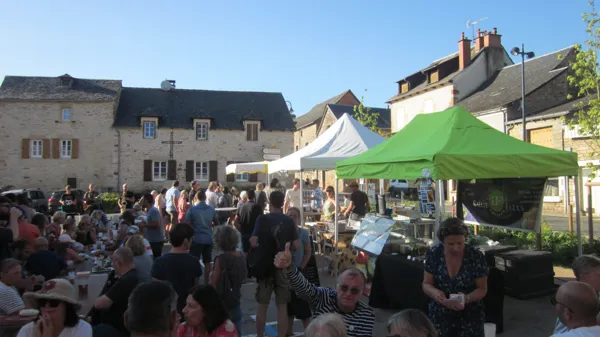 Marché gourmand nocturne