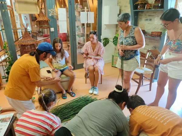 Atelier Vannerie : Dodécaèdres étoilés, Le Bonheur Itinérant
