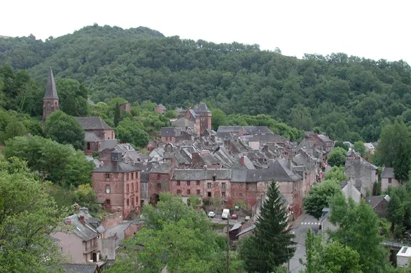 village de Villecomtal, 