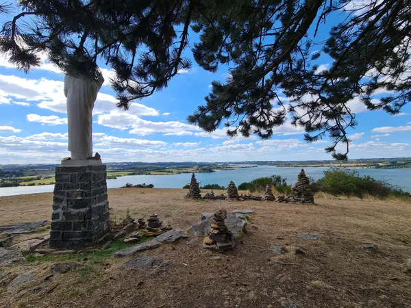 Randonnée gourmande à la Vierge des lacs