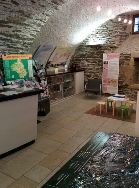 Bloc en relief GR65, Office de Tourisme Estaing