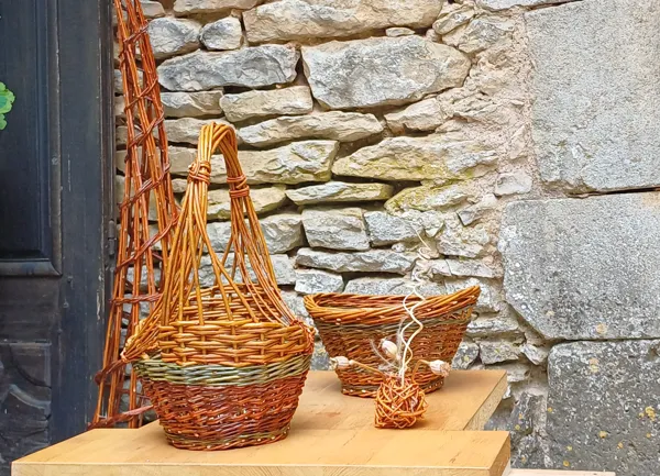 Atelier découverte adulte ~ 2 jour un panier asymétrique sur fond rond, atelier de jovanne