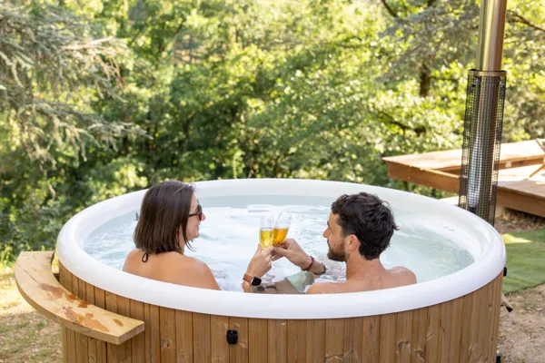Jacuzzi Bain suédois chauffé au bois