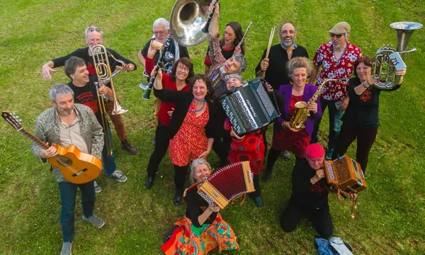 Bal avec Les Jongleurs d’accordéons