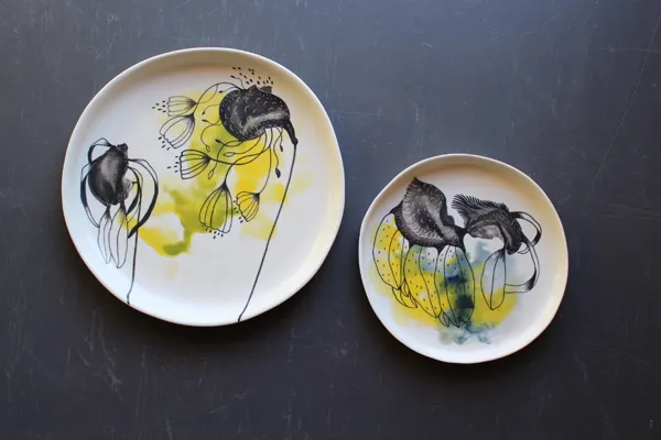 Magalie MANCHETTE, Céramiste, petite et grande assiette, Office de Tourisme des Causses à l'Aubrac