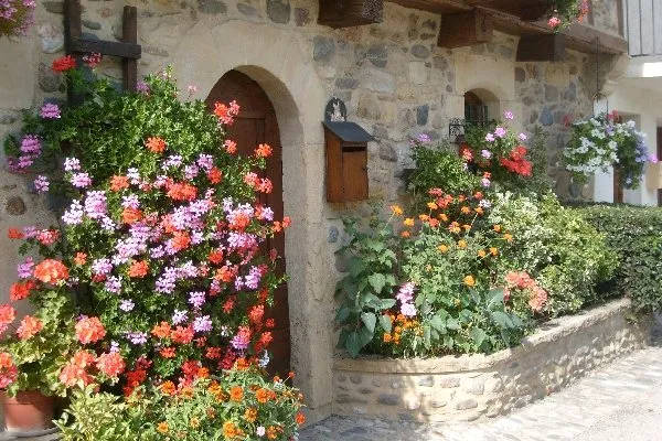 VISITE GUIDEE de SAINTE EULALIE D'OLT (groupe), OFFICE DE TOURISME INTERCANTONAL SAINT GENIEZ  / CAMPAGNAC