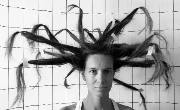 SEPTEMBRE BLANC AU MUSÉE SOULAGES : RENCONTRE AVEC JEANNE SUSPLUGAS ET DIFFUSION DE SON FILM 