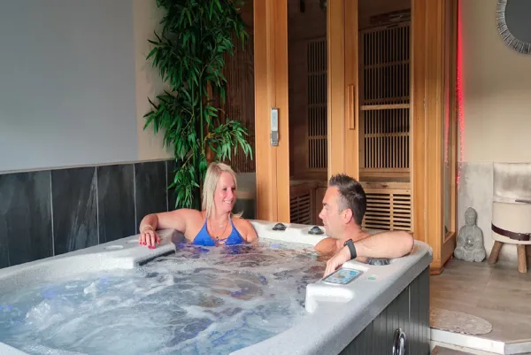 Villa avec jacuzzi Aveyron sauna week-end en amoureux ou vacances en famille dans les gorges du tarn Gite Dandelion 5 épis, Dandelion Gîte Spa Nature Design Gorges du Tarn