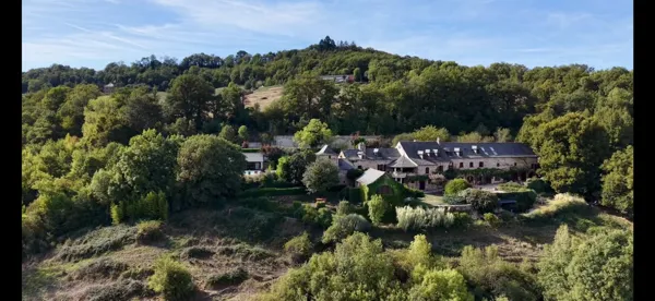 Les Gardes à Najac, maison d’hôtes de caractère dans un environnement naturel préservé.