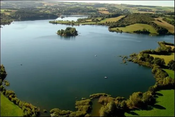 Vue aérienne du lac