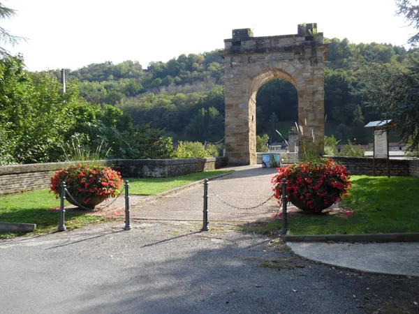 Pile du pont côté Livinhac le haut