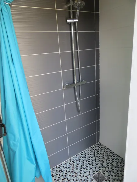 2eme salle de bain - avec douche à l'italienne